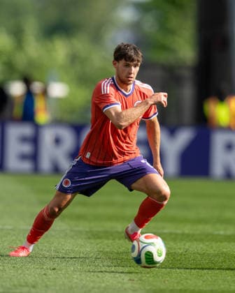 June 6, 2026, Harrison, Nj, United States: Aaron Hickey (2) of Scotland plays the ball during an International Friendly, Länderspiel, Nationalmannschaft match against Bolivia. Scotland 4:0 Bolivia Scotland And Bolivia Face Off In An International Friendly Match In Harrison, USA - 06 Jun 2026  - ZUMAs197 20260606_aaa_s197_475 Copyright: xRonxSmitsx