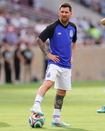 June 6, 2026, College Station, Texas, USA: Argentina forward LIONEL MESSI (10) during warmups before an International Friendly, Länderspiel, Nationalmannschaft soccer match between Argentina and Honduras at Kyle Field in College Station, TX, Saturday, June 6, 2026. Soccer 2026: Argentina 2:0 Honduras  - ZUMAa325 20260606_zsa_a325_024 Copyright: xDavidxBalleringxIix