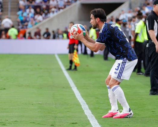 June 6, 2026, College Station, Texas, USA: Argentina defender NICOLoÂS TAGLIAFICO (3) inbounds the ball during an International Friendly, Länderspiel, Nationalmannschaft soccer match between Argentina and Honduras at Kyle Field in College Station, TX, Saturday, June 6, 2026. Soccer 2026: Argentina 2:0 Honduras  - ZUMAa325 20260606_zsa_a325_025 Copyright: xDavidxBalleringxIix