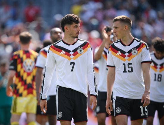 Fussball WM 2026 Testspiel im Chicago 06.06.2026 USA - Deutschland Kai Havertz (li, Deutschland) und Nico Schlotterbeck (re, Deutschland) nach dem Spiel