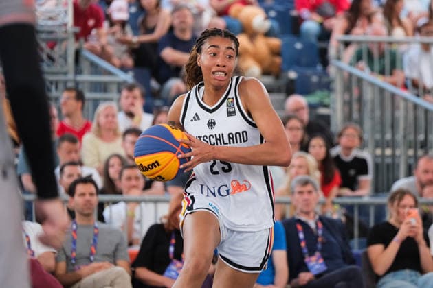 June 6, 2026, Warsaw, Masovian Voivodeship, Poland: Germany s AMA DEGBEON (25) in action during a FIBA 3x3 Basketball World Cup women s quarter-final game between Germany and Azerbaijan in Warsaw, Poland. Warsaw Poland - ZUMAk204 20260606_zip_k204_077 Copyright: xRomanxKozielx