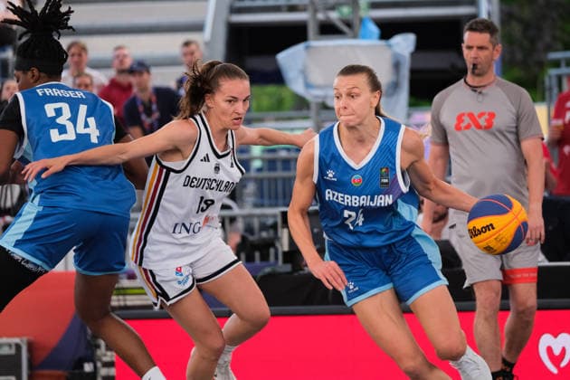 June 6, 2026, Warsaw, Masovian Voivodeship, Poland: Germany s BRITTA CHRISTIN DAUB (19) and Azerbaijan s ALEXANDRA MOLLENHAUER (24) in action during a FIBA 3x3 Basketball World Cup women s quarter-final game between Germany and Azerbaijan in Warsaw, Poland. Basketball 2026: FIBA 3x3 World Cup Women s Quarterfinal: Azerbaijan 18:16 Germany  - ZUMAk204 20260606_zip_k204_072 Copyright: xRomanxKozielx