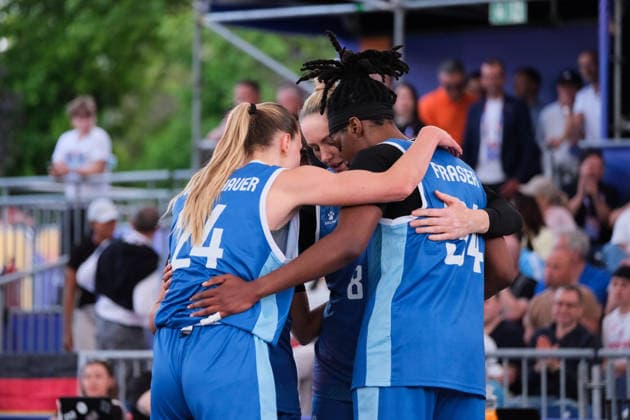 June 6, 2026, Warsaw, Masovian Voivodeship, Poland: Azerbaijan s ALEXANDRA MOLLENHAUER (24), ARICA CARTER (23), BRIANNA FRASER (34), and DINA ULYANOVA (8) huddle in victory at the end of a FIBA 3x3 Basketball World Cup women s quarter-final game between Germany and Azerbaijan in Warsaw, Poland. Basketball 2026: FIBA 3x3 World Cup Women s Quarterfinal: Azerbaijan 18:16 Germany  - ZUMAk204 20260606_zip_k204_083 Copyright: xRomanxKozielx