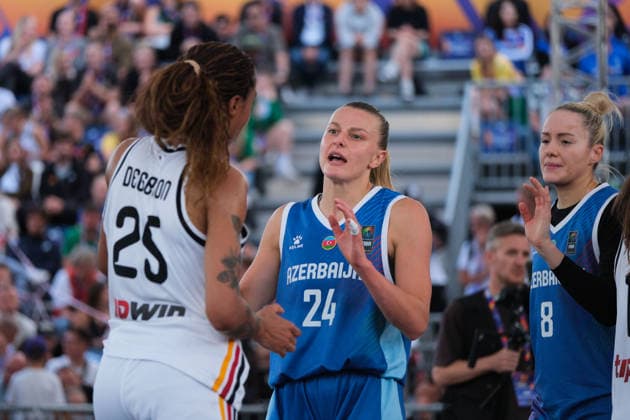 June 6, 2026, Warsaw, Masovian Voivodeship, Poland: Azerbaijan s ALEXANDRA MOLLENHAUER (24) and DINA ULYANOVA (8) with Germany s AMA DEGBEON (25) at the end of a FIBA 3x3 Basketball World Cup women s quarter-final game between Germany and Azerbaijan in Warsaw, Poland. Basketball 2026: FIBA 3x3 World Cup Women s Quarterfinal: Azerbaijan 18:16 Germany  - ZUMAk204 20260606_zip_k204_084 Copyright: xRomanxKozielx