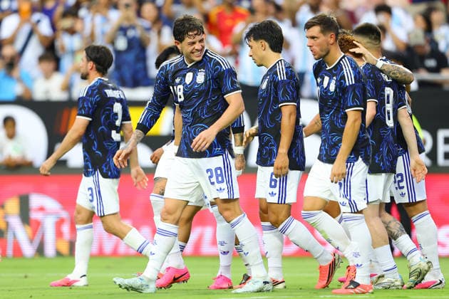 Argentina players celebrate a goal in a friendly match ahead of the 2026 FIFA World Cup, WM, Weltmeisterschaft, Fussball between Argentina and Honduras at Kyle Field in Texas, United States, 06 June 2026. Friendly match prior to the 2026 World Cup: Argentina - Honduras !ACHTUNG: NUR REDAKTIONELLE NUTZUNG!  Copyright: xCARLOSxRAMIREZx AME9220 20260607-55020523153_1