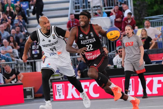 June 6, 2026, Warsaw, Masovian Voivodeship, Poland: Germany s KEVIN BRYANT (44) and Austria s QUINCY DIGGS (22) in action during a FIBA 3x3 Basketball World Cup men s quarter-final game between Germany and Austria in Warsaw, Poland. Warsaw Poland - ZUMAk204 20260606_zip_k204_111 Copyright: xRomanxKozielx