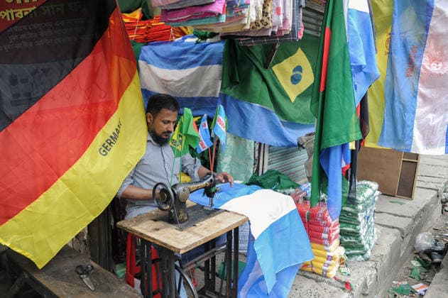 National Football Teams Production in Bangladesh An artisan manufacturing a flag of Argentina national football team for sale ahead 2026 FIFA World Cup, WM, Weltmeisterschaft, Fussball Football tournament. on June 6, 2026 in Chattogram, Bangladesh. Chattogram Chittagong Bangladesh Copyright: xMdxRafayatxHaquexKhanx
