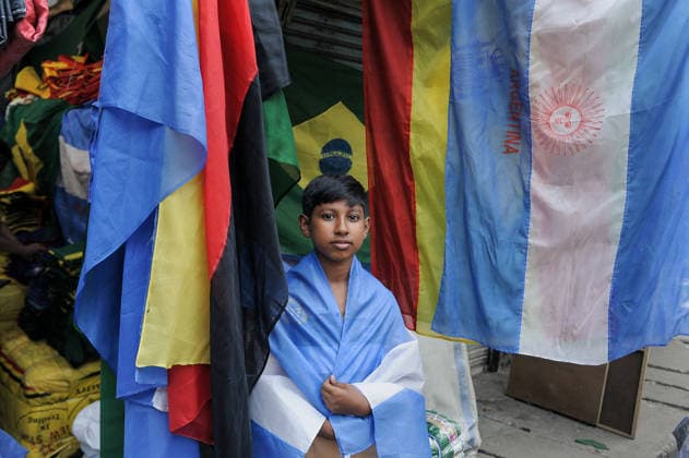 National Football Teams Production in Bangladesh A child wears a flag of Argentina national football team ahead 2026 FIFA World Cup, WM, Weltmeisterschaft, Fussball Football tournament. on June 6, 2026 in Chattogram, Bangladesh. Chattogram Chittagong Bangladesh Copyright: xMdxRafayatxHaquexKhanx