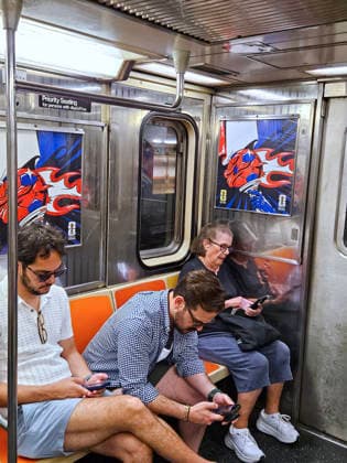 World Cup - NYC Subway Support National French Soccer Team New York City subway support National French soccer team ahead of the FIFA World Cup, WM, Weltmeisterschaft, Fussball in NY on June 6, 2026. Photo by Charles Guerin ABACAPRESS.COM New York City NY United States  Copyright: xGuerinxCharles ABACAx