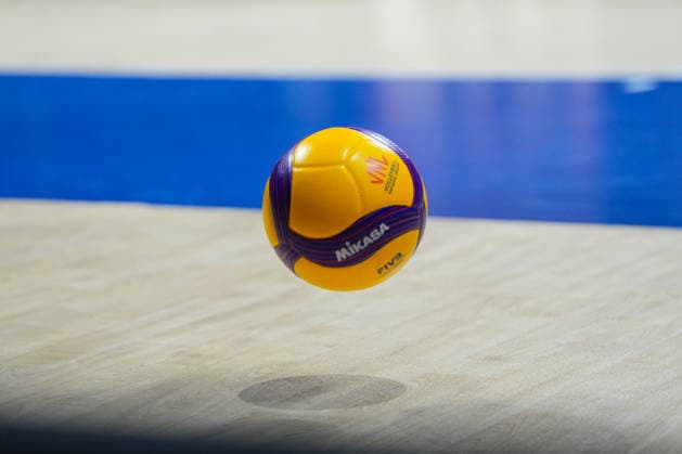 2026 Women s Volleyball Nations League - Quebec City - Day4 A general view of an official FIVB volleyball during the 2026 Women s Volleyball Nations League match between France and Canada at Videotron Centre in Quebec City, Canada, on June 6, 2026. Quebec City Quebec Canada  Copyright: xYuanxTianx originalFilename:tian-2026wome260606_npJWR.jpg