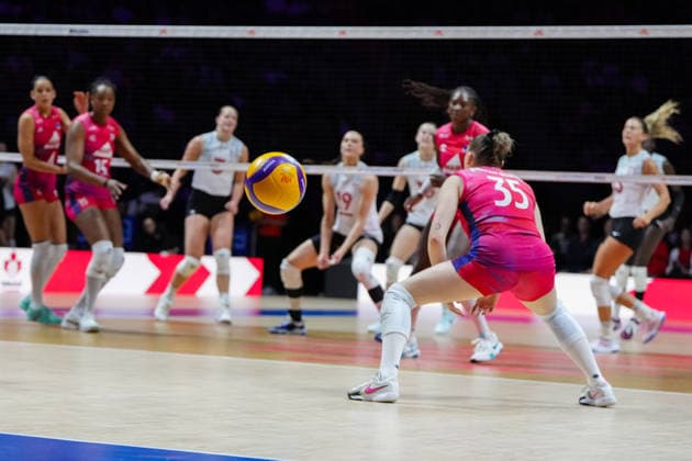 2026 Women s Volleyball Nations League - Quebec City - Day4 General view during the 2026 Women s Volleyball Nations League match between France and Canada at Videotron Centre in Quebec City, Canada, on June 6, 2026. Quebec City Quebec Canada  Copyright: xYuanxTianx originalFilename:tian-2026wome260606_npBtt.jpg