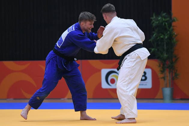 Deutsche Judo-Meisterschaft 2026 am 06.06.2026 in der Sporthalle an der Krefelder Straße in Duisburg Männer -81KG Tom Droste ( weiss ) - Peter Thomas ( blau )