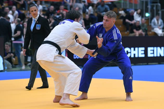 Deutsche Judo-Meisterschaft 2026 am 06.06.2026 in der Sporthalle an der Krefelder Straße in Duisburg Finale Männer -81KG Dominic Ressel ( weiss ) - Maxim Malsch ( blau )