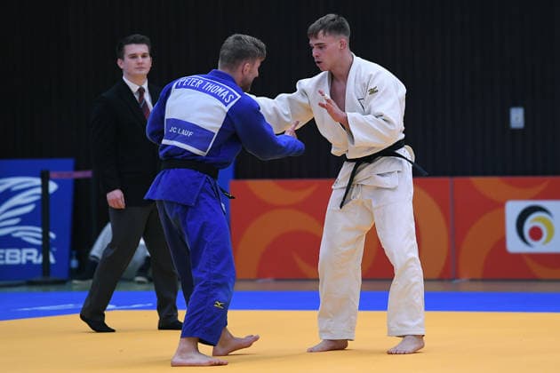 Deutsche Judo-Meisterschaft 2026 am 06.06.2026 in der Sporthalle an der Krefelder Straße in Duisburg Männer -81KG Tom Droste ( weiss ) - Peter Thomas ( blau )