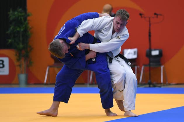 Deutsche Judo-Meisterschaft 2026 am 06.06.2026 in der Sporthalle an der Krefelder Straße in Duisburg Männer -81KG Tom Droste ( weiss ) - Peter Thomas ( blau )