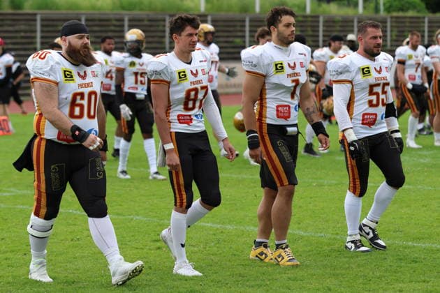 RECORD DATE NOT STATED Team Captains of Regensburg Phoenix before Coin Toss, Düsseldorf Panther vs Regensburg Phoenix, American Football, GFL, German Football League, Season 2022, Week 5, 06.06.2026, Photo: Foot Bowl Klaus Sack Düsseldorf Stadion VfL Benrath Deutschland Copyright: xFootxBowl KlausxSackx