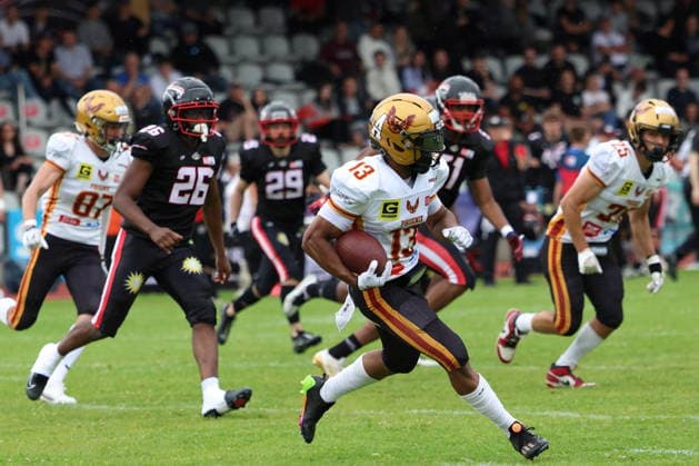 RECORD DATE NOT STATED Gary Tyler (Regensburg Phoenix, 13) runs with the ball, Düsseldorf Panther vs Regensburg Phoenix, American Football, GFL, German Football League, Season 2022, Week 5, 06.06.2026, Photo: Foot Bowl Klaus Sack Düsseldorf Stadion VfL Benrath Deutschland Copyright: xFootxBowl KlausxSackx