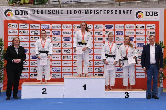 Deutsche Judo-Meisterschaft 2026 am 06.06.2026 in der Sporthalle an der Krefelder Straße in Duisburg Siegerehrung Frauen -63kg 1. Sara-Joy Bauer 2. Bettina Bauer 3. Charlotte von Leupoldt 3. Shenna Nitsche