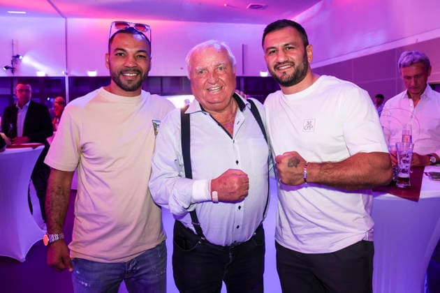 Boxen: KUC Box-Promotion, Falkensee, 06.06.2026 v.l.: Mo Weber, Ulli Wegner und Leon Harth