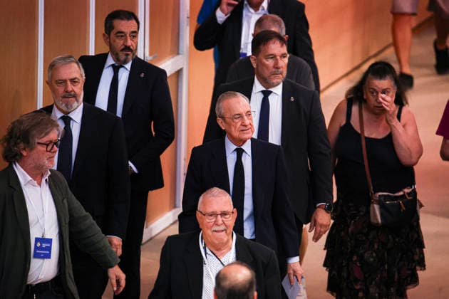 ESP: Real Madrid Presidential Elections 2026 Florentino Perez during the Real Madrid presidential elections 2026. Voters approaching to cast their vote for Florentino Perez or Enrique Riquelme as the next president of Real Madrid at the Real Madrid City Basketball Pavilion, located in Valdebebas, on June 7, 2026 in Madrid. Madrid Spain Futbol