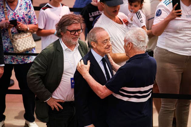 ESP: Real Madrid Presidential Elections 2026 Florentino Perez voting in the Real Madrid presidential elections 2026. Voters approaching to cast their vote for Florentino Perez or Enrique Riquelme as the next president of Real Madrid at the Real Madrid City Basketball Pavilion, located in Valdebebas, on June 7, 2026 in Madrid. Madrid Spain Futbol