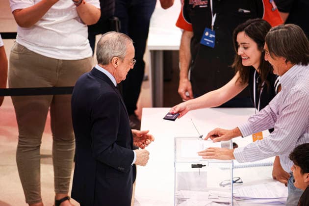 ESP: Real Madrid Presidential Elections 2026 Florentino Perez voting in the Real Madrid presidential elections 2026. Voters approaching to cast their vote for Florentino Perez or Enrique Riquelme as the next president of Real Madrid at the Real Madrid City Basketball Pavilion, located in Valdebebas, on June 7, 2026 in Madrid. Madrid Spain Futbol