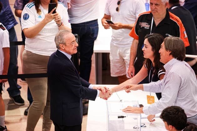 ESP: Real Madrid Presidential Elections 2026 Florentino Perez voting in the Real Madrid presidential elections 2026. Voters approaching to cast their vote for Florentino Perez or Enrique Riquelme as the next president of Real Madrid at the Real Madrid City Basketball Pavilion, located in Valdebebas, on June 7, 2026 in Madrid. Madrid Spain Futbol