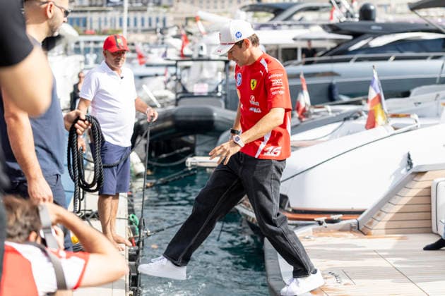 MONTE-CARLO, MONACO - JUNE 07: Charles Leclerc (16) of Monaco and Scuderia Ferrari HP jumps from his boat to the dock before the F1 Monaco Grand Prix on June 7, 2026 at the Circuit de Monaco in Monte-Carlo, Monaco. (Photo by Bob Kupbens Icon Sportswire) AUTO: JUN 07 F1 Monaco Grand Prix EDITORIAL USE ONLY Icon2606070011