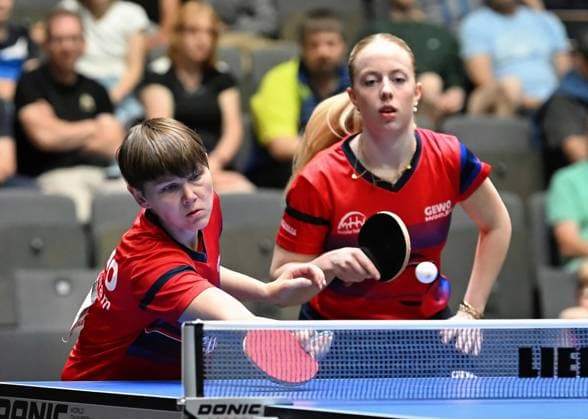 Nina Mittelham (ttc berlin eastside) und Josephina Neumann (ttc berlin eastside, TV Okarben) sind im DM-Halbfinale ausgeschieden und gewinnen Bronze Nina Mittelham (ttc berlin eastside) und Josephina Neumann (ttc berlin eastside, TV Okarben) sind im DM-Halbfinale ausgeschieden und gewinnen Bronze - Finaltag der Deutschen Meisterschaften der Damen und Herren am 7. Juni 2026 in der Messe Erfurt im Rahmen der 3. Deutschen Tischtennis-Finals in Erfurt. Erfurt Messe Erfurt Thüringen Deutschland