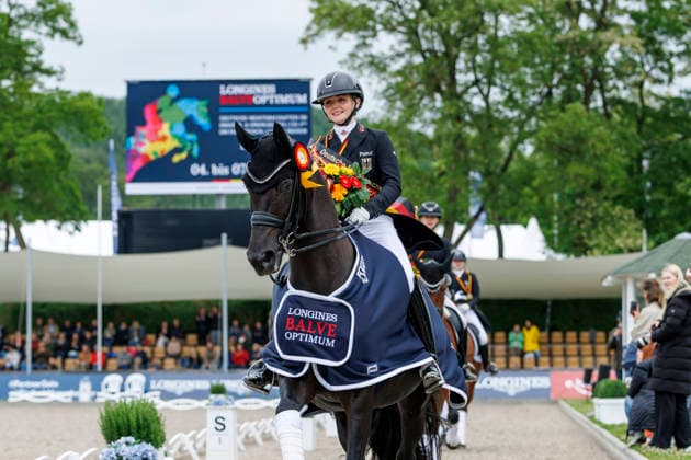 BALVE - LONGINES Balve Optimum 2026, BALVE - LONGINES Balve Optimum 2026 OATLEY Rose (GER), Alive and Kicking 3 Meisterehrung Sektdusche Meisterbad Dressurprüfung Kl. S