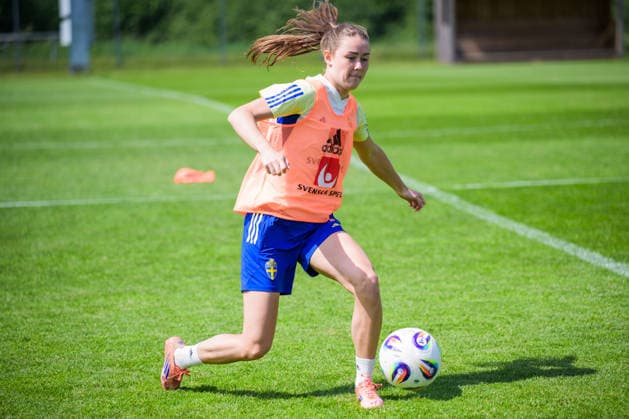 260607 Svea Rehnberg of Sweden during a training session with the womenÂ s under 23 national team, Nationalteam on June 7, 2026 in Kalmar. Photo: Suvad Mrkonjic BILDBYRAN COP 170 SM0469 fotboll football soccer fotball u23 under 23 träning practice training sverige sweden dam bbeng sverige sweden