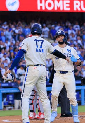 June 6, 2026, Los Angeles, California, USA: Andy Pages 44 of the Los Angeles Dodgers is congratulated by Alex Shohei Ohtani 17 after hitting a home run during a regular season MLB, Baseball Herren, USA game against the Los Angeles Angels on Saturday June 6, 2026 at Dodger Stadium in Los Angeles, California. Dodgers defeat Angels, 9-2. JAVIER ROJAS PI Los Angeles USA - ZUMAp124 20260606_zaa_p124_067 Copyright: xJavierxRojasx