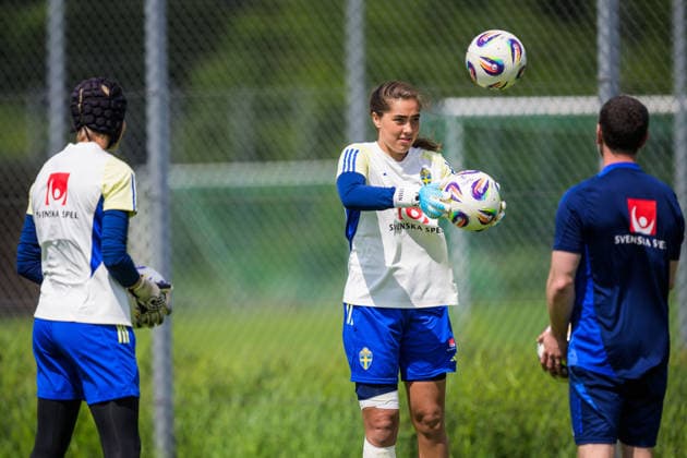 260607 Goalkeeper Ebba Steen of Sweden during a training session with the womenÂ s under 23 national team, Nationalteam on June 7, 2026 in Kalmar. Photo: Suvad Mrkonjic BILDBYRAN COP 170 SM0469 fotboll football soccer fotball u23 under 23 träning practice training sverige sweden dam bbeng sverige sweden