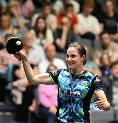 Sabine Winter (TSV Dachau) erreicht durch einen Sieg über Lisa Wang (1. FC Saabrücken-TT)) das DM-Finale und greift nach ihrem dritten Titel Sabine Winter (TSV Dachau) erreicht durch einen Sieg über Lisa Wang (1. FC Saabrücken-TT)) das DM-Finale und greift nach ihrem dritten Titel - Finaltag der Deutschen Meisterschaften der Damen und Herren am 7. Juni 2026 in der Messe Erfurt im Rahmen der 3. Deutschen Tischtennis-Finals in Erfurt. Erfurt Messe Erfurt Thüringen Deutschland