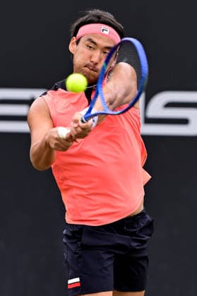 Tennis Lexus Birmingham Open WTA125 ATP, Tennis Herren Challenger Yunchaokete Bu of China returns during the Lexus Birmingham Open WTA125 ATP Challenger tennis at Edgbaston Priory Club, Birmingham, UK on 7 June 2026. Birmingham Edgbaston Priory Club West Midlands UK Editorial use only , Copyright: xDennisxGoodwinx PSI-24321-0022