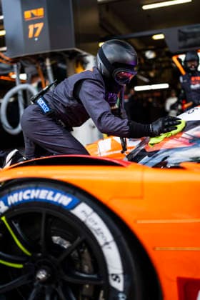 24 HEURES DU MANS 2026 - TEST DAY Genesis Magma Racing mechanic, mecanicien during the Test Day of the 24 Hours of Le Mans 2026, 3rd round of the 2026 FIA World Endurance Championship, on June 7, 2026 on the Circuit des 24 Heures du Mans in Le Mans, France - Le MansFrance  Copyright: xCharlyxLopezx