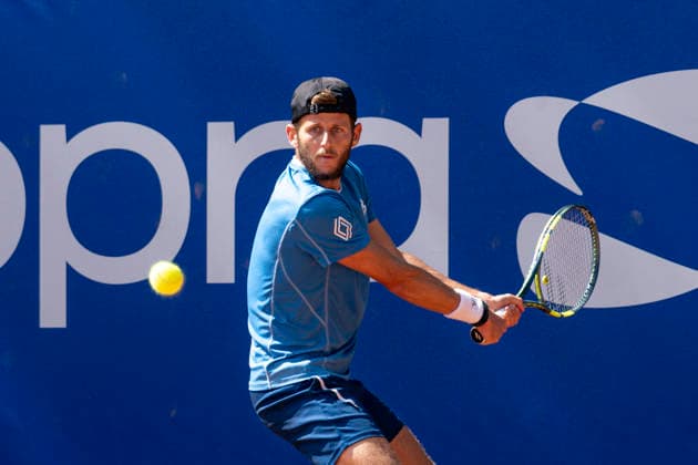 TENNIS : Open Sopra Steria - Lyon Villeurbanne 07 06 2026 Lucas POULAIN (FRA) affronteLoann MASSARD (FRA) en qualification du tournoi de tennis ATP, Tennis Herren Challenger Tour, Open Sopra Steria Ã Lyon-Villeurbanne, le 07 06 2026. Photo Sandrine Thesillat PsNewZ  Copyright: xSandrinexTHESILLATx