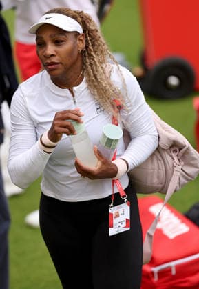 Serena Williams of USA leaves practice HSBC Queen s Club Championships, Day Two, Tennis, Queen s Club, West Kensington, London, UK - 07 Jun 2026London Queen s Club United Kingdom  Copyright: xEllaxLing Shutterstockx 16915783a