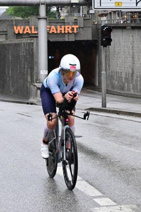 GER; Ironman Hamburg 07.06.2026, GER; Ironman Hamburg, Elite Frauen im Bild Solveig Lovseth (NOR) auf dem Fahrrad an der Kunsthalle