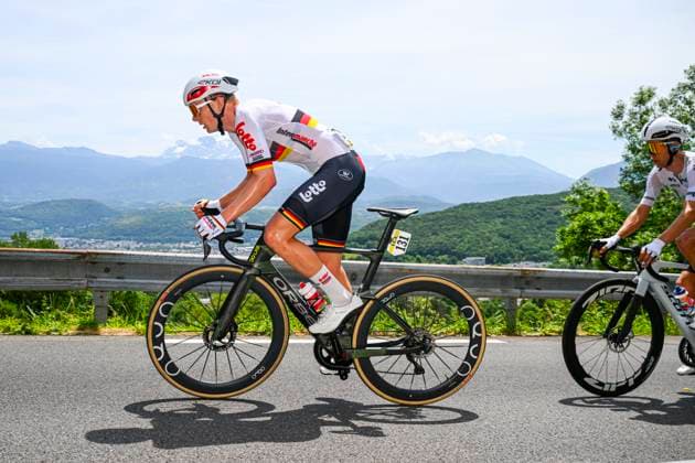 Tour Auvergne - Rhone-Alpes 2026 Stage 1 SAINT-ISMIER, FRANCE - JUNE 07 : Zimmermann Georg (GER) of Lotto Intermarche in action during stage 1 of the 78th edition of Tour Auvergne - Rhone-Alpes an UCI World Tour 2.UWT cycling road race stage for Men Elite of 146.2 km with start in Vizille and finish in Saint-Ismier on June 7, 2026 in Saint-Ismier, France, 07 06 2026 ( Motordriver Guy De Vuyst - Saint-Ismier France  Copyright: xVincentxKalutx