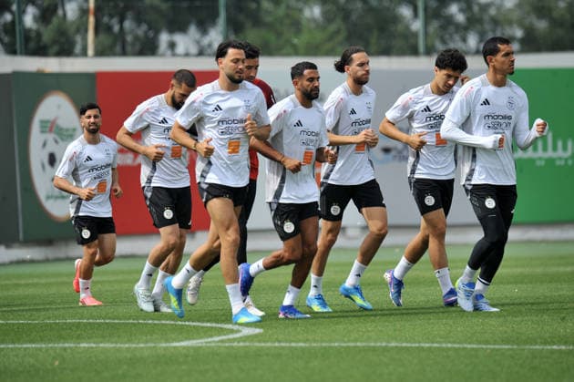 Dernier EntraInement de l Equipe nationale Algerien derniere seance d entrainement de l equipe nationale algerienne, au centre technique national de sidi moussa a Alger en Algerie le 07 Juin 2026, avente depart ver la coupe du Monde 2026 (Photo By Ohtmane APP) Alger Algeria Copyright: xAlgÃ riexPressexPhotosxAPPxOhtmanex xAPPx DSC_4511.jpeg