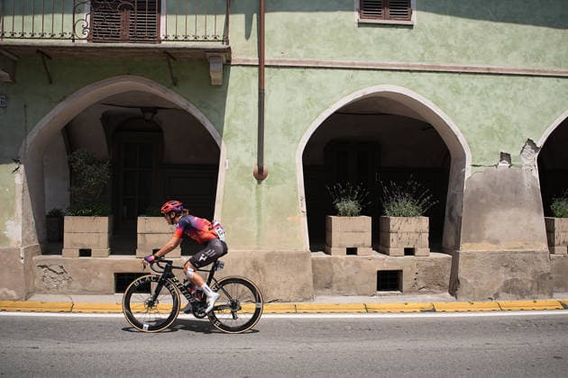The pack rides during Stage 9 of the Giro d™Italia Women, from Saluzzo to Saluzzo, Italy, Sunday, June 7, 2026.  Copyright: xMarcoxAlpozzix