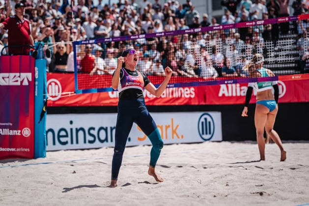 Beachvolleyball Frauen Allianz German Beach Tour 2026 Tourstop Berlin 07.06.2026 Melanie Gernert jubelt nach dem Sieg Berlin Funkhaus Beach Berlin Deutschland