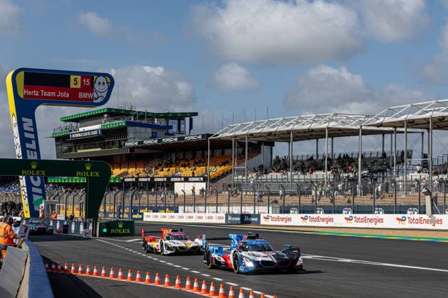 AUTOMOBILE : 24 Heures du Mans - Essais - 07 06 2026 20 BMW M Team WRT (BEL) BMW M Hybrid V8 (Hypercar) Robin Frijns (NLD) RenÃ Rast (DEU) Sheldon Van Der Linde (RSA) during the test day for the 24 Hours of Le Mans, the third round of the 2026 FIA WEC Championship, at the 24 Hours of Le Mans circuit on June 7, 2026 in France. Le MansFrance  Copyright: xKristofxVermeulen MPSxAgencyx