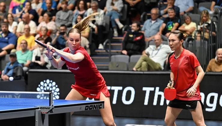 Annet Kaufmann (SV DJK Kolbermoor) und Xiaona Shan (ttc berlin eastside) sind die neuen Deutschen Meisterinnen im Damen-Doppel. Annet Kaufmann (SV DJK Kolbermoor) und Xiaona Shan (ttc berlin eastside) sind die neuen Deutschen Meisterinnen im Damen-Doppel. Sie bezwingen im Finale Sabine Winter Yuan Wan (Dachau Weinheim) - Finaltag der Deutschen Meisterschaften der Damen und Herren am 7. Juni 2026 in der Messe Erfurt im Rahmen der 3. Deutschen Tischtennis-Finals in Erfurt. Erfurt Messe Erfurt Thüringen Deutschland