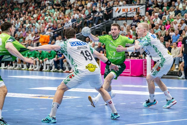 Handball Bundesliga; HSG Wetzlar - SC Magdeburg, 07.06.26 Dominik Mappes (HSG Wetzlar, 7), Elvar Oern Jonsson (SC Magdeburg, 19), Magnus Saugstrup (SC Magdeburg, 23) Handball Bundesliga; HSG Wetzlar - SC Magdeburg: Wetzlar, 07.06.26