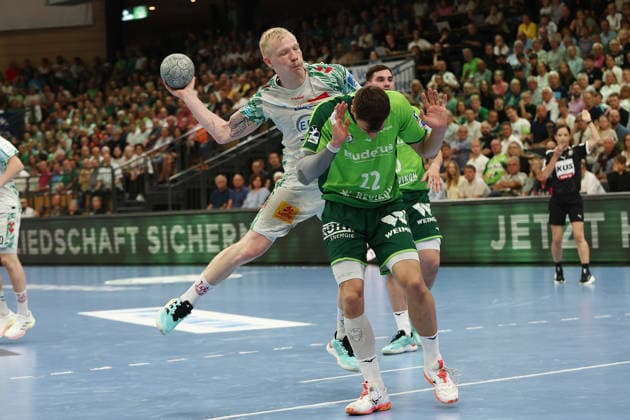 07.06.2026, xovx, Handball Daikin Handball-Bundesliga, HSG Wetzlar - SC Magedeburg v.l. Magnus Saugstrup (SC Magdeburg), Jona Schoch (HSG Wetzlar), Josip Simic (HSG Wetzlar) Wetzlar Buderus Arena Hessen Deutschland (DE)