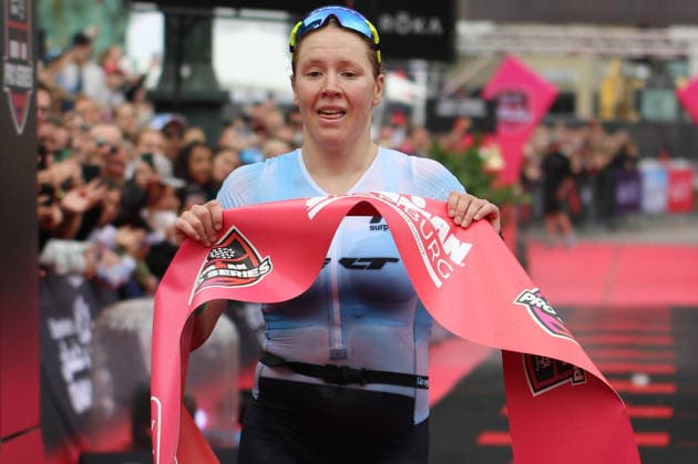 Ironman in Hamburg 2026: Die Norwegerin Solveig Lövseth hotl sich den EM-Titel.