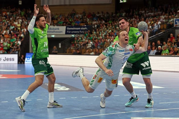 07.06.2026, xovx, Handball Daikin Handball-Bundesliga, HSG Wetzlar - SC Magedeburg v.l. Ahmet Nafea (HSG Wetzlar), Omar Ingi Magnusson (SC Magdeburg), Josip Simic (HSG Wetzlar) Wetzlar Buderus Arena Hessen Deutschland (DE)