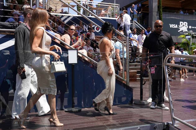 FORMULA ONE MONACO GRAND PRIX 2026 Kim Kardashian and Khloe Kardashian arriving for race day during the Formula 1 Louis Vuitton Monaco Grand Prix 2026, 6th round of the 2026 Formula 1 World Championship, WM, Weltmeisterschaft from June 5th - 7th, 2026 at the Circuit de Monaco, Monte Carlo, Monaco. Credit: Robbie Hoad Every Second Media Editorial use only. All images are copyright Every Second Media Limited. No images may be reproduced without prior permission. Copyright: xIMAGO EveryxSecondxMediax ESM-2024-0397 RobbiexHoadx xEveryxSecondxMediax